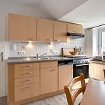 Apartment Gaestehaus Tadenswarf Langeness