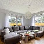 Apartment Gaestehaus Tadenswarf *