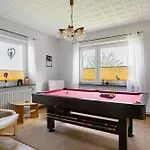 Apartment Gaestehaus Tadenswarf *