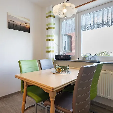 Apartamento Gaestehaus Tadenswarf *