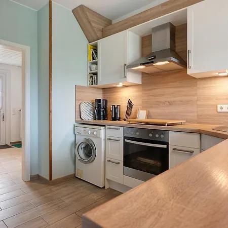 Gaestehaus Tadenswarf Apartamento Langeneß