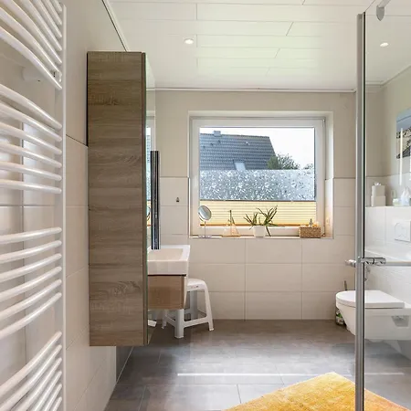 Apartamento Gaestehaus Tadenswarf