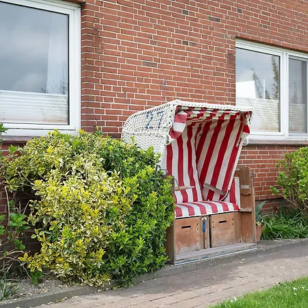 Gaestehaus Tadenswarf Apartamento Langeneß